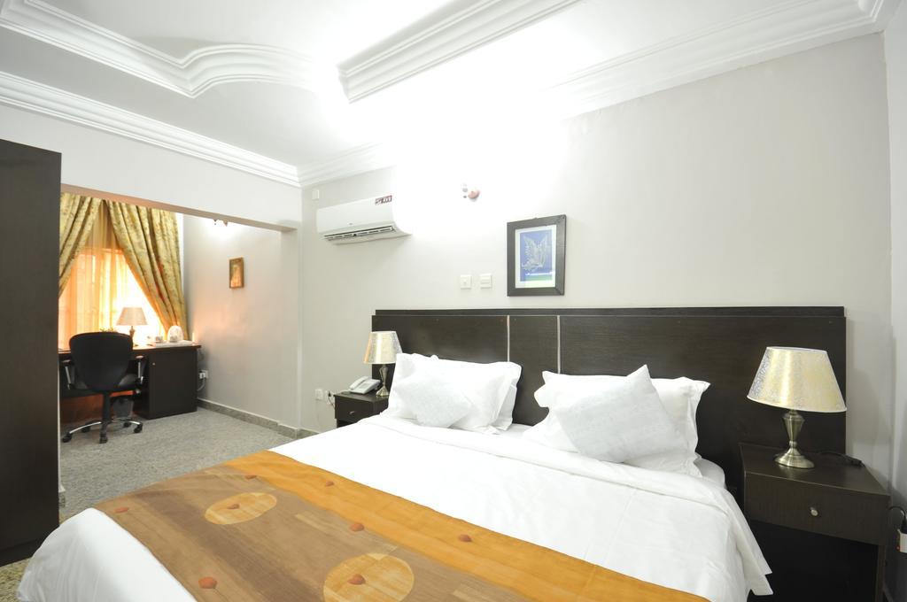 Sheer Luxury Apartments And Suites Abuja Quarto foto
