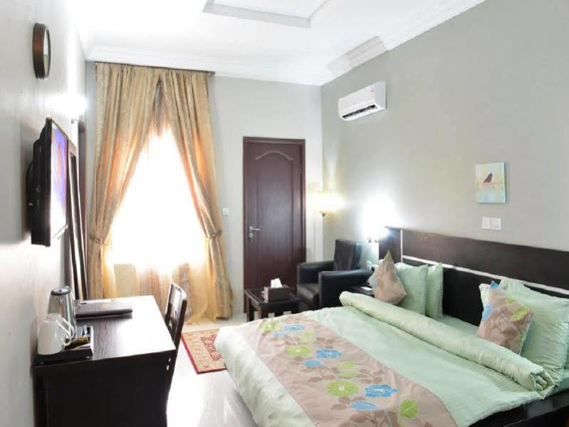Sheer Luxury Apartments And Suites Abuja Exterior foto